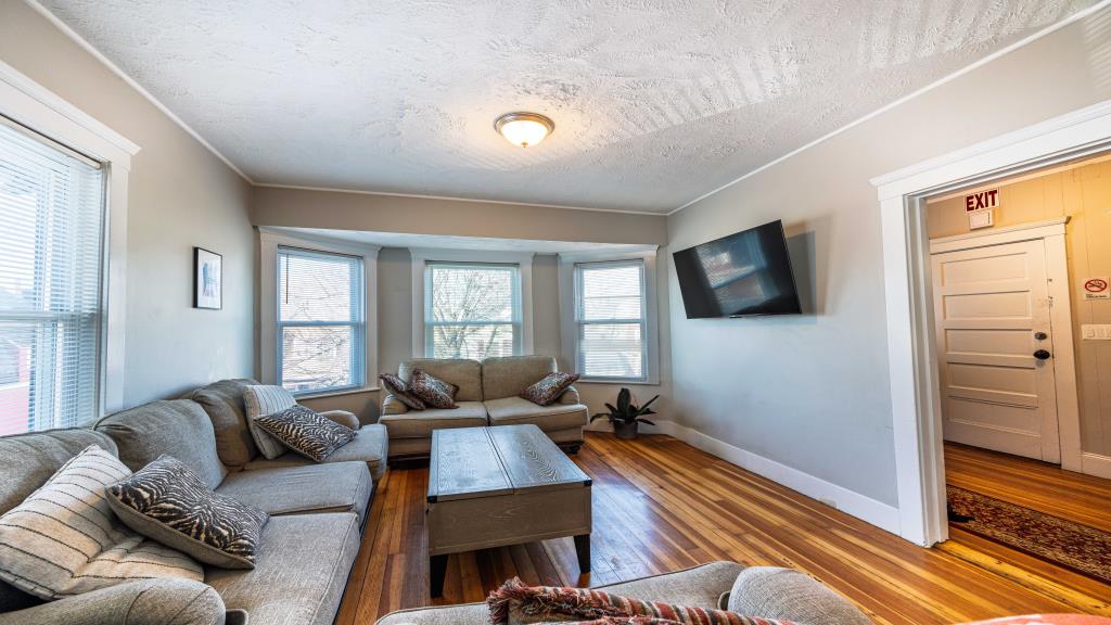 Daily living house 08